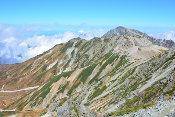 1日目立山～剣御前小屋縦走して雷鳥荘泊まろうかと思うんだけど 2日目におすすめの山有る？