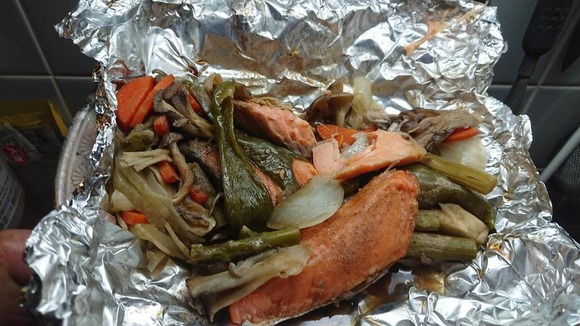 【マイ山で焼肉 vol,06】秋鮭のホイル焼き作るよ！