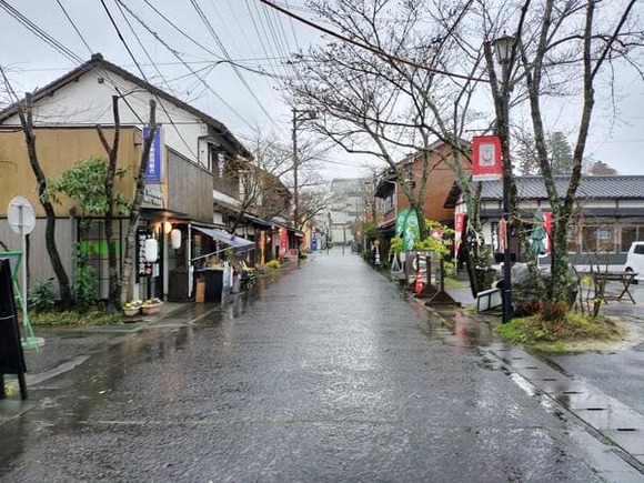 【画像】雨だけど阿蘇で旅行してきたよ！