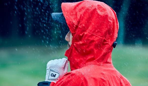 【悲報】ワークマンさん、ゴルフウェアを販売へ…こんなん着たらマナー違反にならんの？？