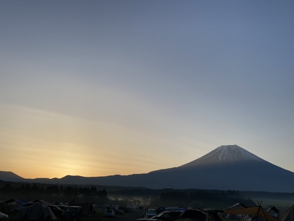 キャンパーってなんで異常に富士山にこだわるの？