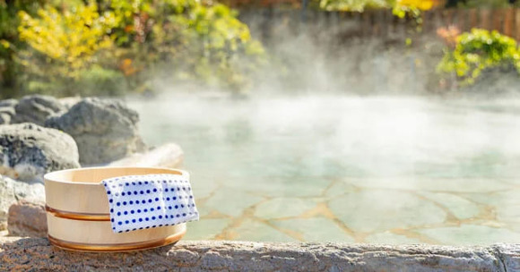 観光業はなぜ稼げない？　低賃金・低生産性の構造を探る