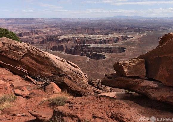 【悲報】父と娘、ハイキング中に死亡・・・