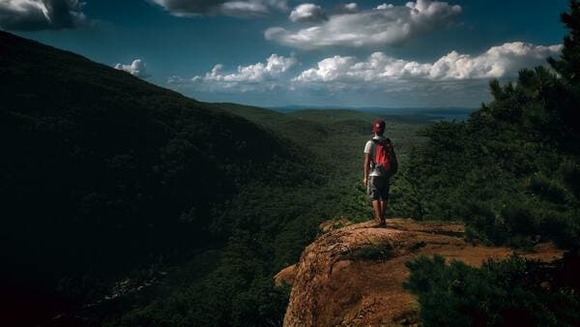 adrian-hernandez-vIEJB5ZQD3g-unsplash (1)