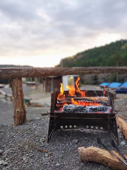 ソロキャンプって何まで揃えたら始めていいか分からんところあるよな
