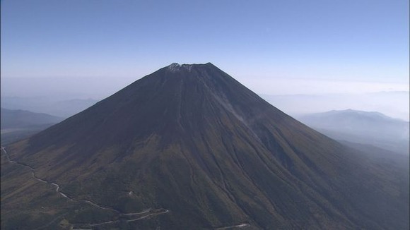 富士山の山頂付近で倒れる　台湾の男性が死亡　友人らと3人で登山　病死か