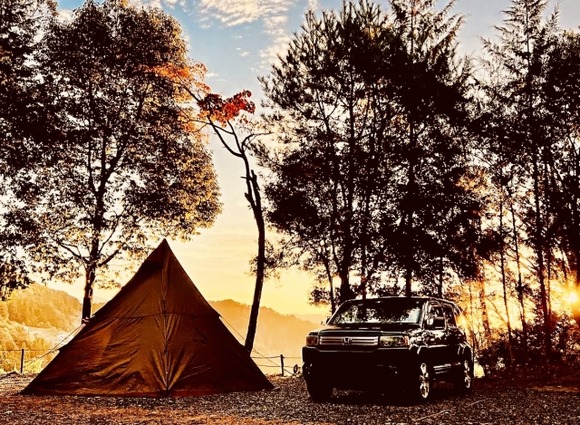 【悲報】キャンプ人口が激減…お前らはなぜ山へ行かなくなったのか