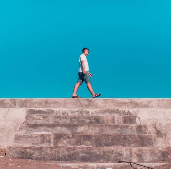 デブぼく、ジムで15分ウォーキングし3時のお菓子を我慢したご褒美に丸亀で軽食