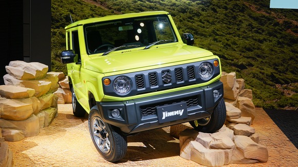 2880px-JMN18_Suzuki_Jimny_XC_JB64_1