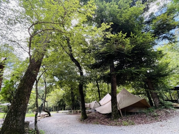 夏にキャンプって、ドＭだよな