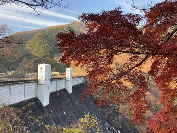 【後半】奥多摩駅から御前山（標高1,403m）とゴハンギョウの滝経由で奥多摩湖小河内ダムまで歩く