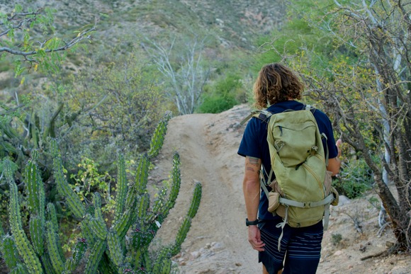 【悲報】地方民ワイ、東京で「リュックをからう」が通じなくて驚愕