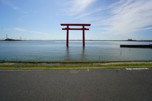 【悲報】一人旅が趣味のワイくん、バカにされる