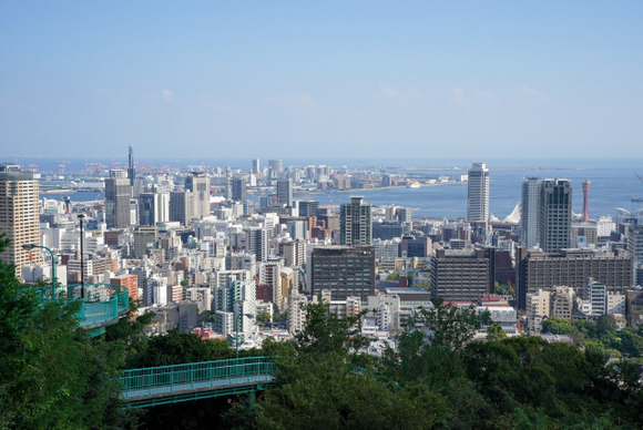 神戸「人口減少数1位です。地下鉄は開業以来赤字です。外国人観光客来ません」←これｗｗｗｗ