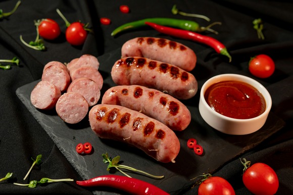 【画像】サルシッチャ作ったで????