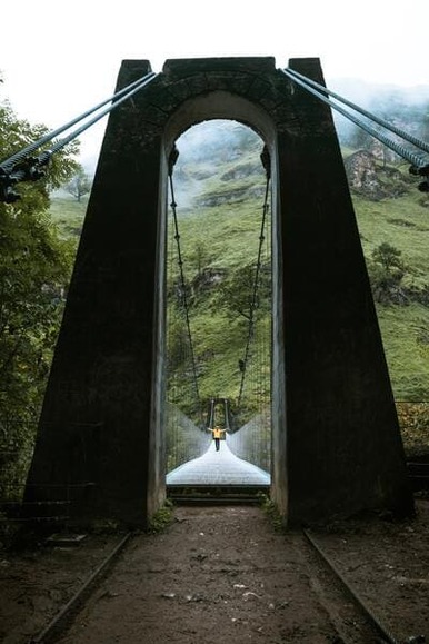 clement-duguerre-_pjcNWZWatE-unsplash (1)