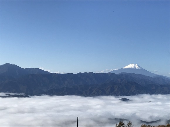 陣馬山からの景色