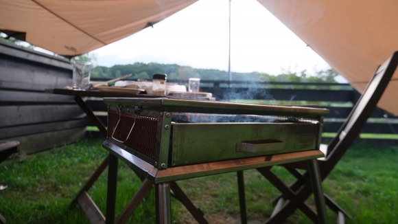 キャンプとか山登りとか、昔は金がかからない遊びだったものが今や高級器具ばかり