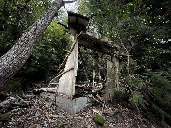 【画像】廃墟だらけの別荘地行って来たから晒すで
