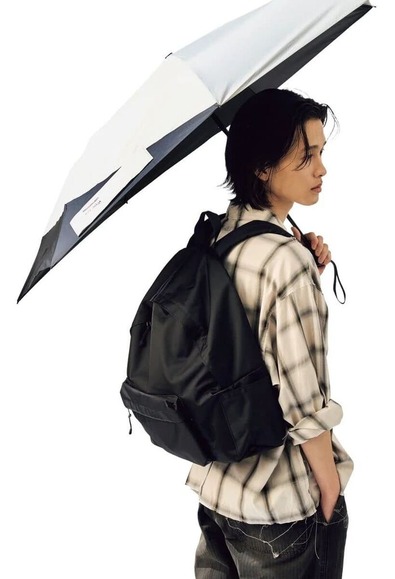 日傘男子は当たり前　お前らまだ日傘さしてないの？