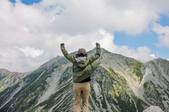 40近くなっても独身で結婚できる見込みもなく毎週アルプス行ってるわいについて一言頼む