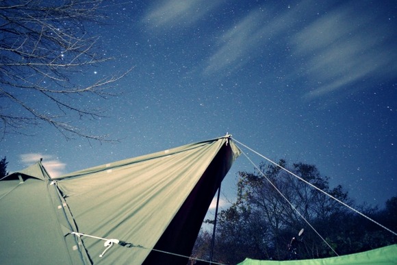 【悲報】ワイ、中高時代の友達とキャンプに来るも憤死寸前になる…