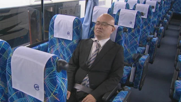 高速バスの「相席ブロック」大問題に。自分が座る隣と周りの席も予約し発車直前に一斉キャンセル