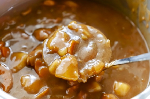 カレー作りにおける「灰汁を取る」とかいうオカルト儀式wwwwwww