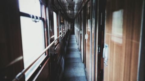 andrew-trius-204289-unsplash