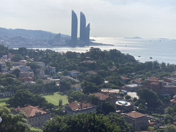 【画像】ワイ旅行いったらとりあえず高いところ行くの好きなんやがどこか当ててくれ