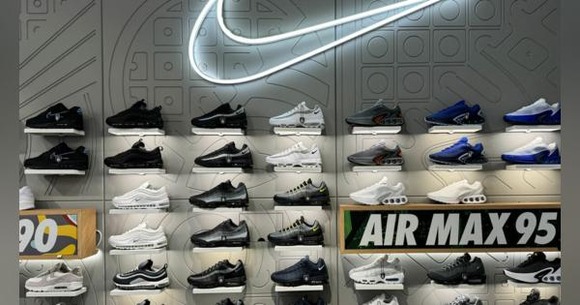 【悲報】世界的にナイキ離れが発生・・・