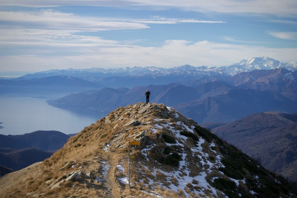 洗濯機自体を定期的にカビ取りせんと洗濯物は臭くなるよ