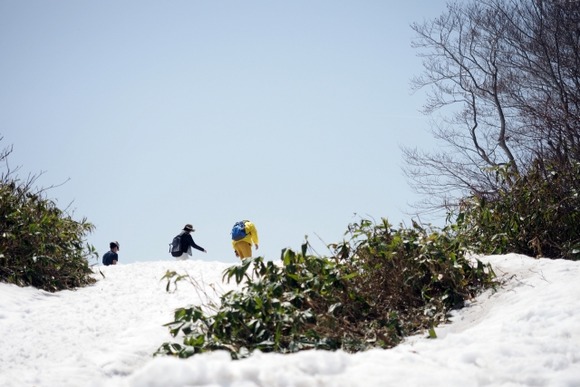 登山でマジで危険すぎないか？免許制にしたほうがいい気がする