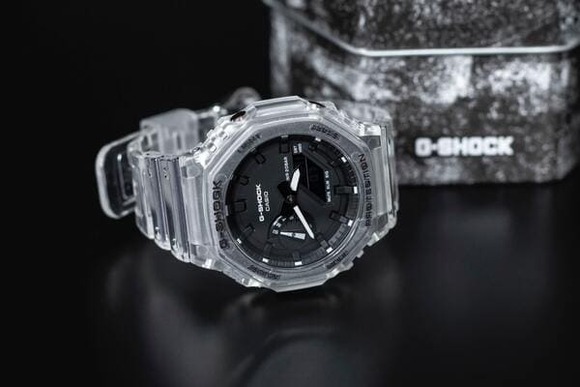 着けてる腕時計が二万円のG-SHOCKなんだが駄目か？