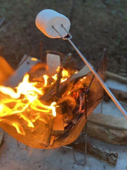 ワイ「キャンプブームでマシュマロ焼いてる奴ww」 同僚「ちょ…、、、」