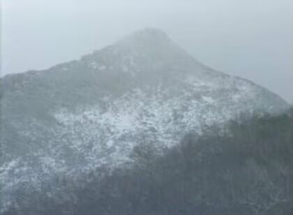 頭と下半身の無い白骨化遺体…「登山が趣味」今年1月から行方不明の中国籍男性か　近くには身分証も