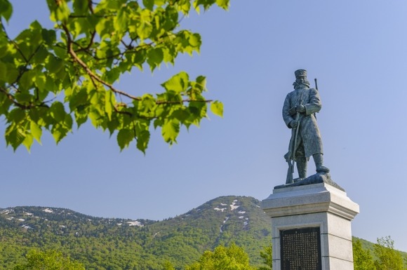 八甲田山雪中行軍死(1902年1月23日)日本史上最低気温－41度(1902年1月25日)←これwww