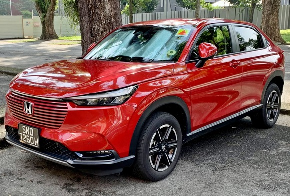 「HONDA ヴェゼル」とかいうSUVでいま一番売れてる車ｗｗｗｗｗｗｗｗｗｗ