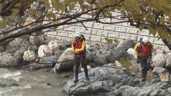 【長野】車中泊中にトイレに行って川に転落か「悲鳴が聞こえて姿が…」上高地への駐車場