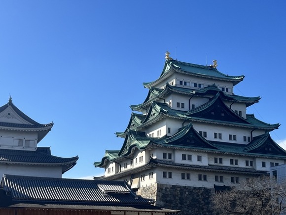 お前らって1人日帰り旅行とか観光てしたことある？