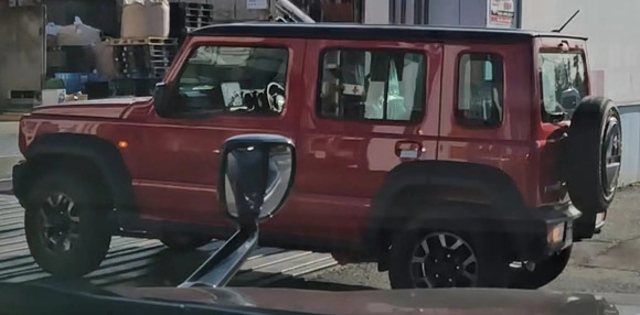 スズキ【ジムニー5ドア】2024年2月20日から販売するという業者が現れる