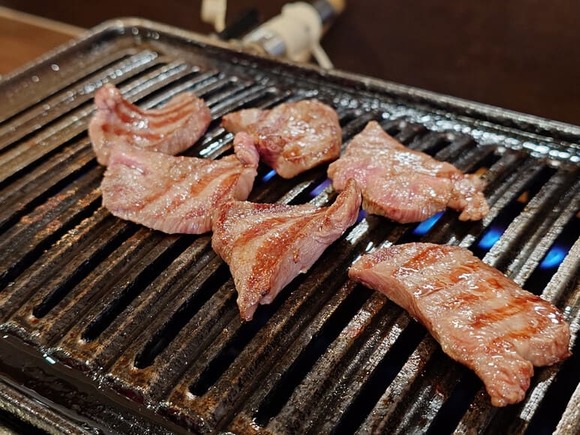 ふらっと原付で「牛タンしお焼肉ランチ」食べに行ったったｗｗｗｗｗｗｗｗｗｗ
