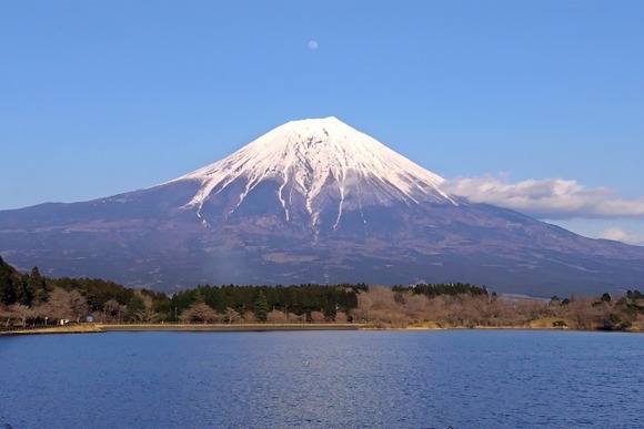 ｢冬の富士山で遭難｣←こういう人ってこれだけネットやSNSが発達した時代に事前に調べないんかな？