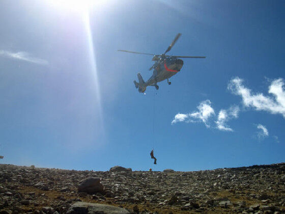 登山者の85％が救助の有料化を支持！
