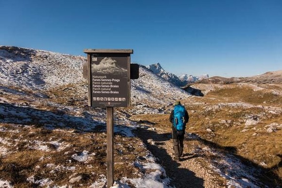 登山靴ほしいんやが安もんでもええんか？