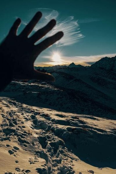 【動画】外人さん、とんでもない登山をしてしまう