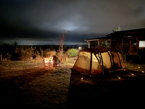 【悲報】キャンプ系YouTuber、キャンプに飽きて車中泊系youtuberに続々転身