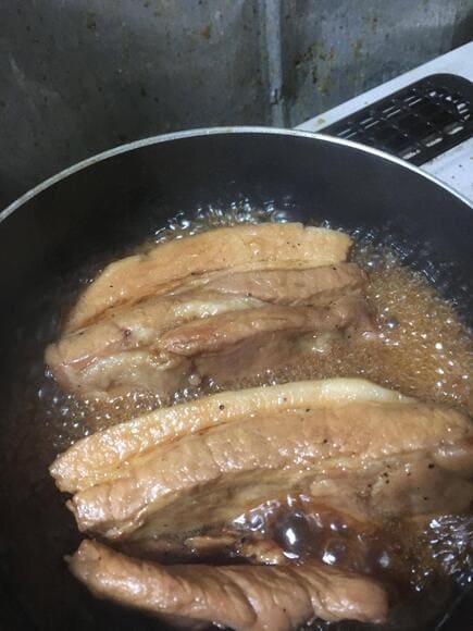 【画像】焼豚（煮豚）作ってる