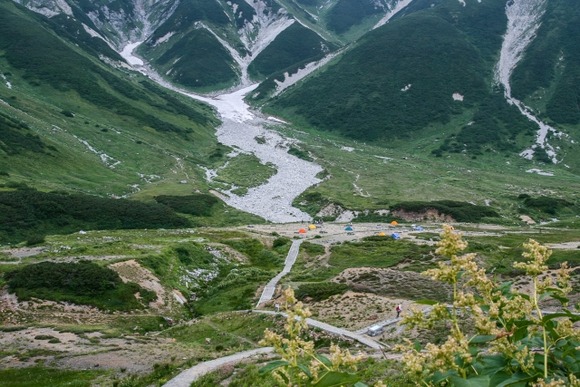 東京から北アなら夜行登山直行バスで充分だろ