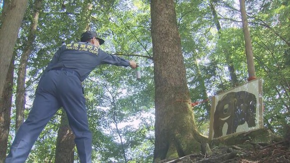 東京で目撃件数200超え… 警視庁が”クマ撃退訓練”　大学教授が伝授「クマスプレーは最後の手段」